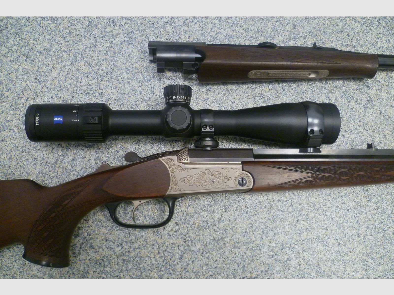 Blaser Kipplaufbüchse K770 5,6x50R Magnum mit Austauschlauf K77 8x68S