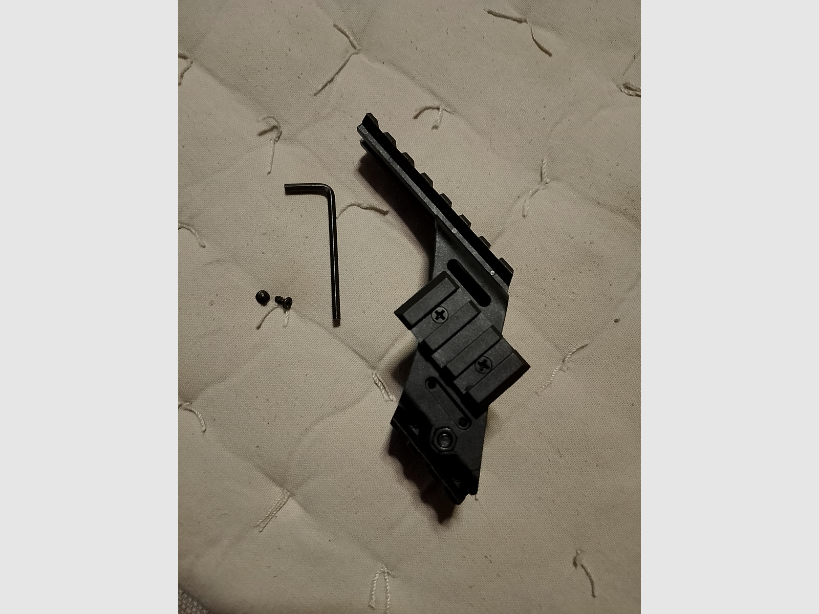 Pistolen Pistol Scoup Mount Picatinny 20mm Weaver 7/8" Montage Universal rail Polymer schwarz neu