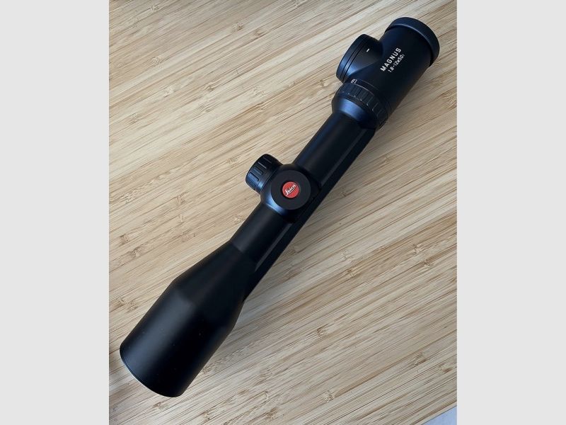 Leica Magnus 1.8-12x50 i - con guida - Ottime condizioni