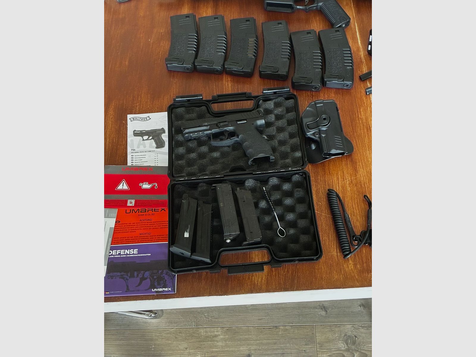 Pacchetto Airsoft completo — Ares Amoeba M4 (S-AEG) + H&K VP9 (GBB, scivolo in metallo) + Caricatore, gas,