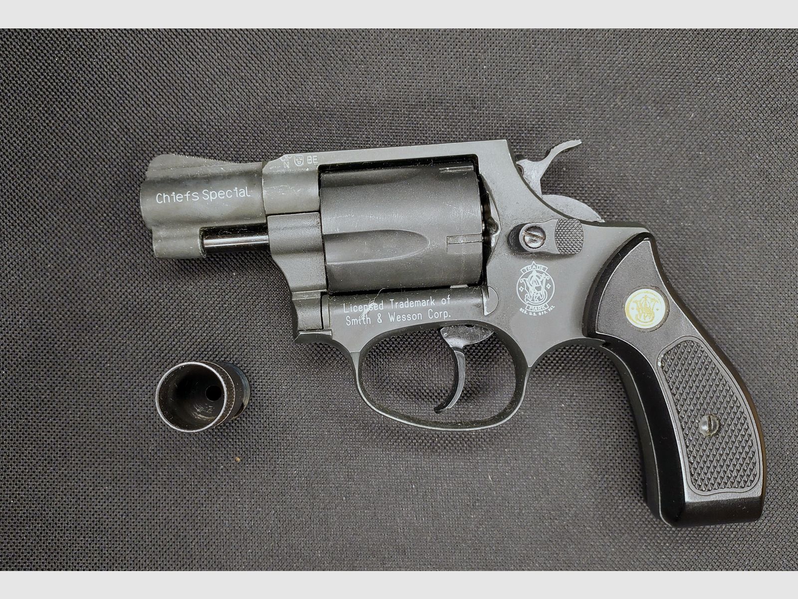 Smith & Wesson Chiefs Special Schreckschussrevolver Kal. 9mm R.K. brüniert (PTB 794)