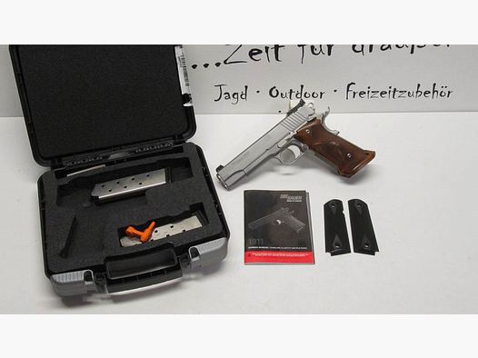 SIG SAUER 1911 Target Stainless SAO .45Auto Neuwertig