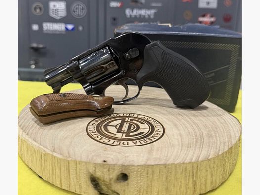 Revolver Smith & Wesson 49 Bodyguard .38 Special