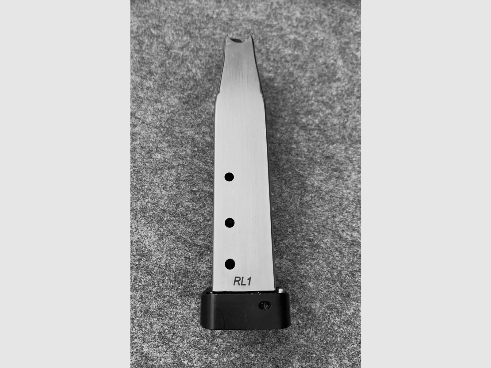 Verkaufe MBX Magazine .45 ACP 13rd 140mm