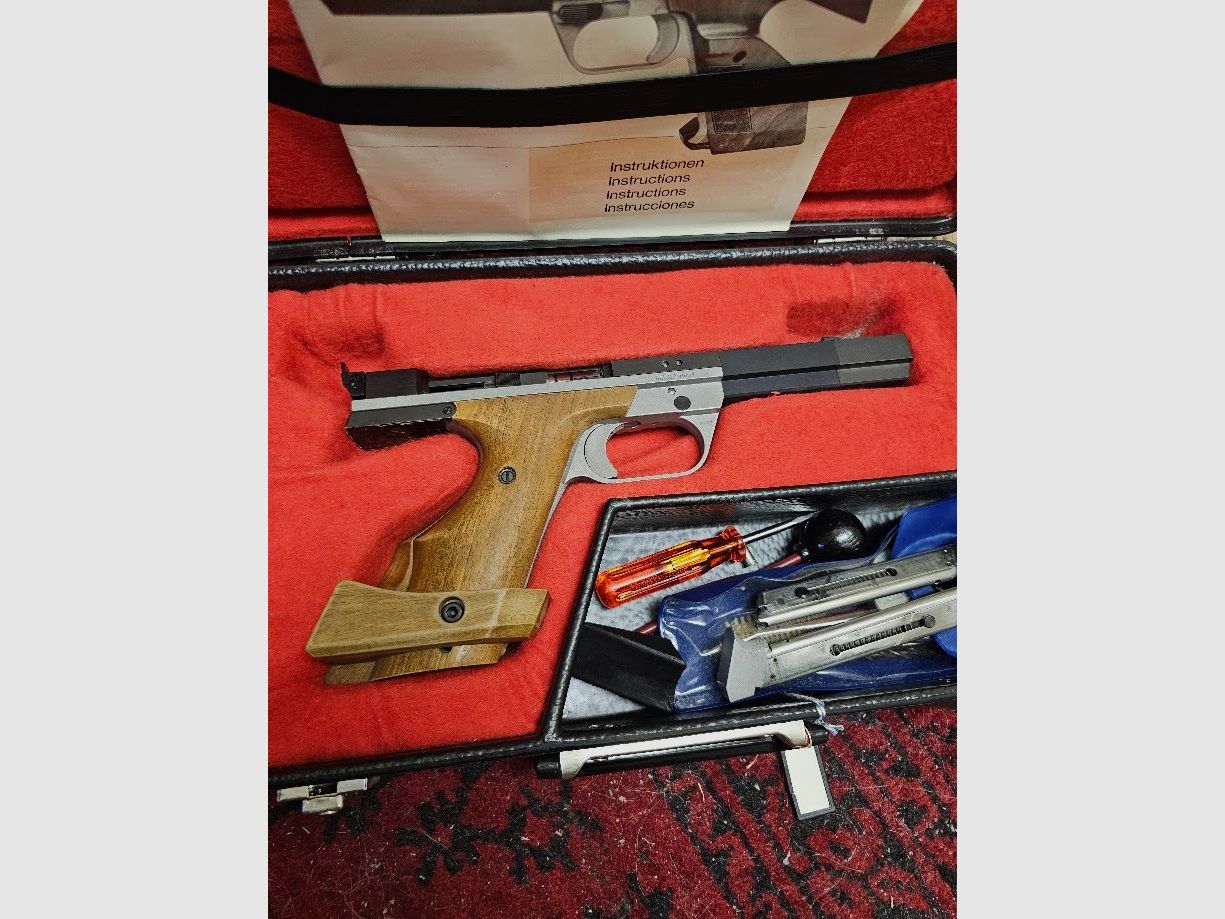 Hämmerli 230 caliber .22 l.r. – High-quality Swiss match pistol, top condition from estate

