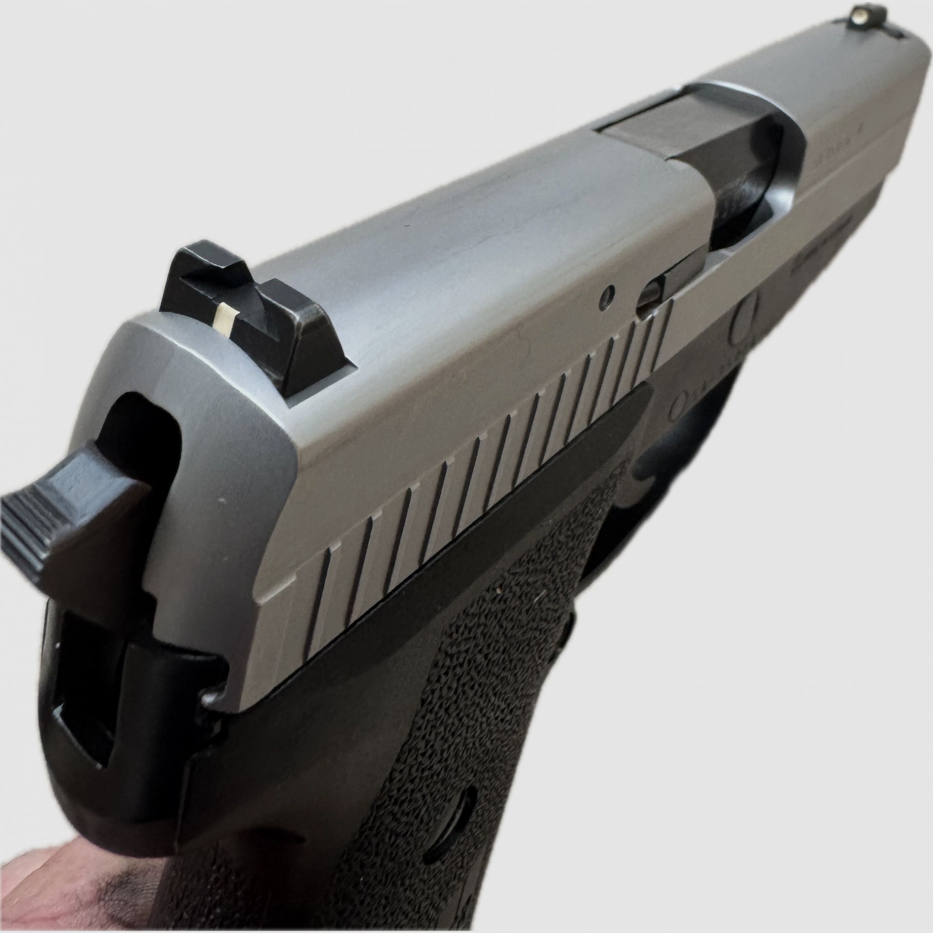 Pistole Sig Sauer P 239 im Kaliber 9mm Luger Duotone