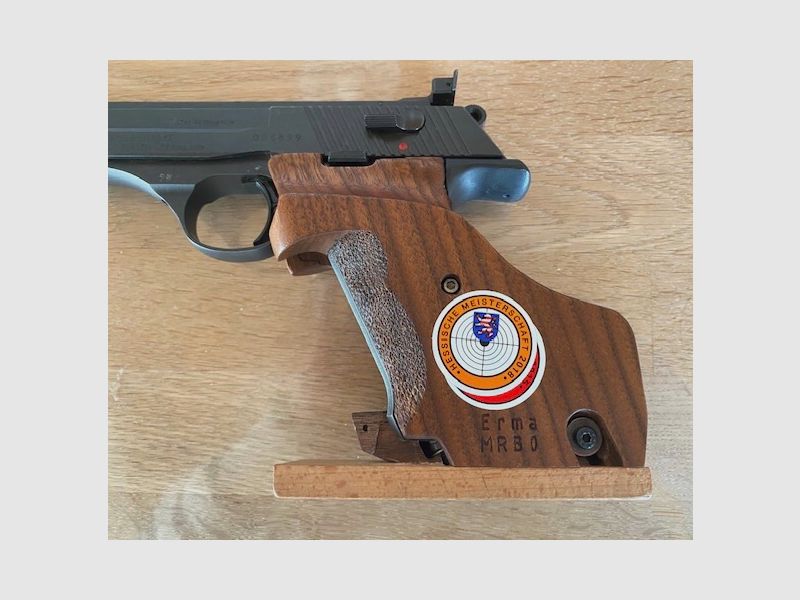 Erma ESP 85A plus .32 sistema de cambio – con empuñadura RINK y amplio stock de piezas de repuesto.