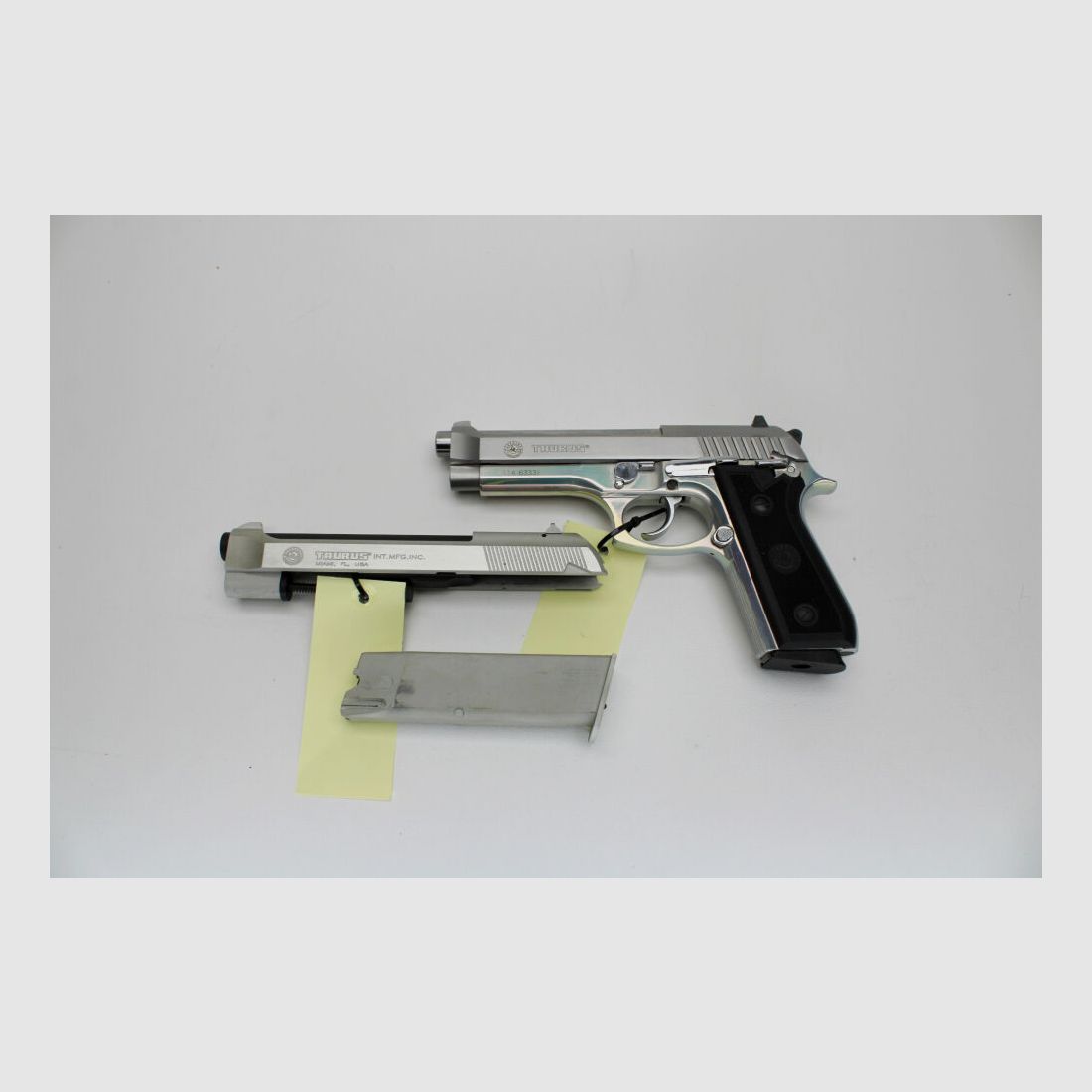Pistolet Taurus PT 92AFS cal. 9 Para et système de conversion PT 92/99/100 cal. .22l 9mmLuger, image 1 sur 6
