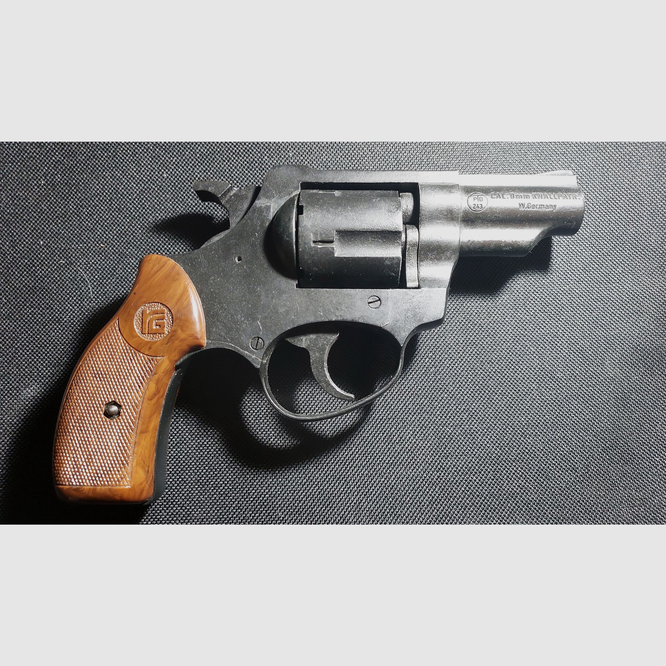 Revólver de detonación Röhm RG79 niquelado (PTB 451) Rg 79