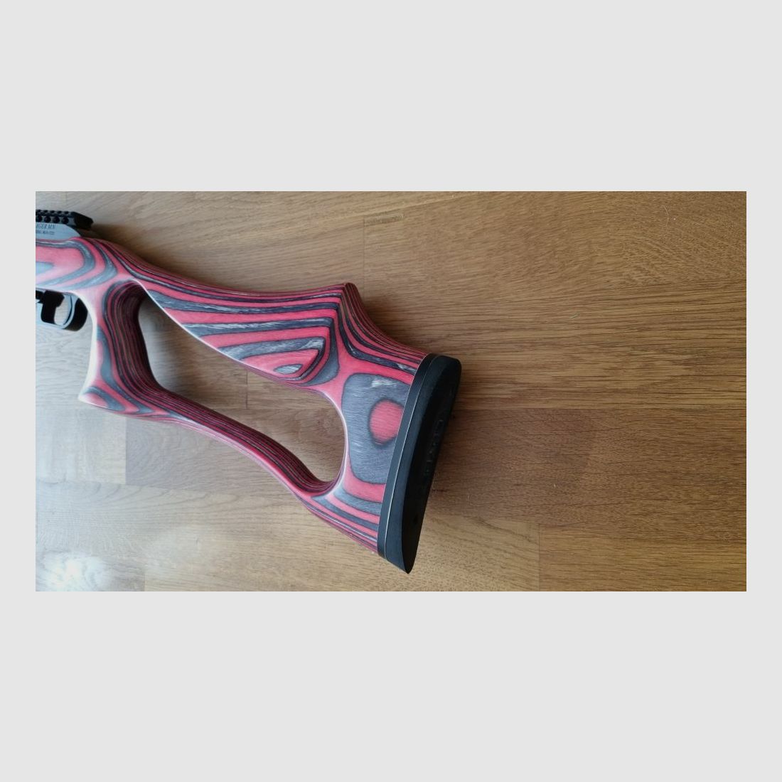 Magnum Research MLR-1722 SwitchBolt 17″ met koffer / 5 magazijnen