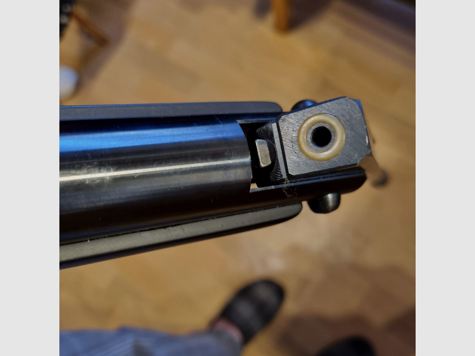 HW 50 4,5 mm, mit Schalldämpfer und ZF Hubertus 4x20