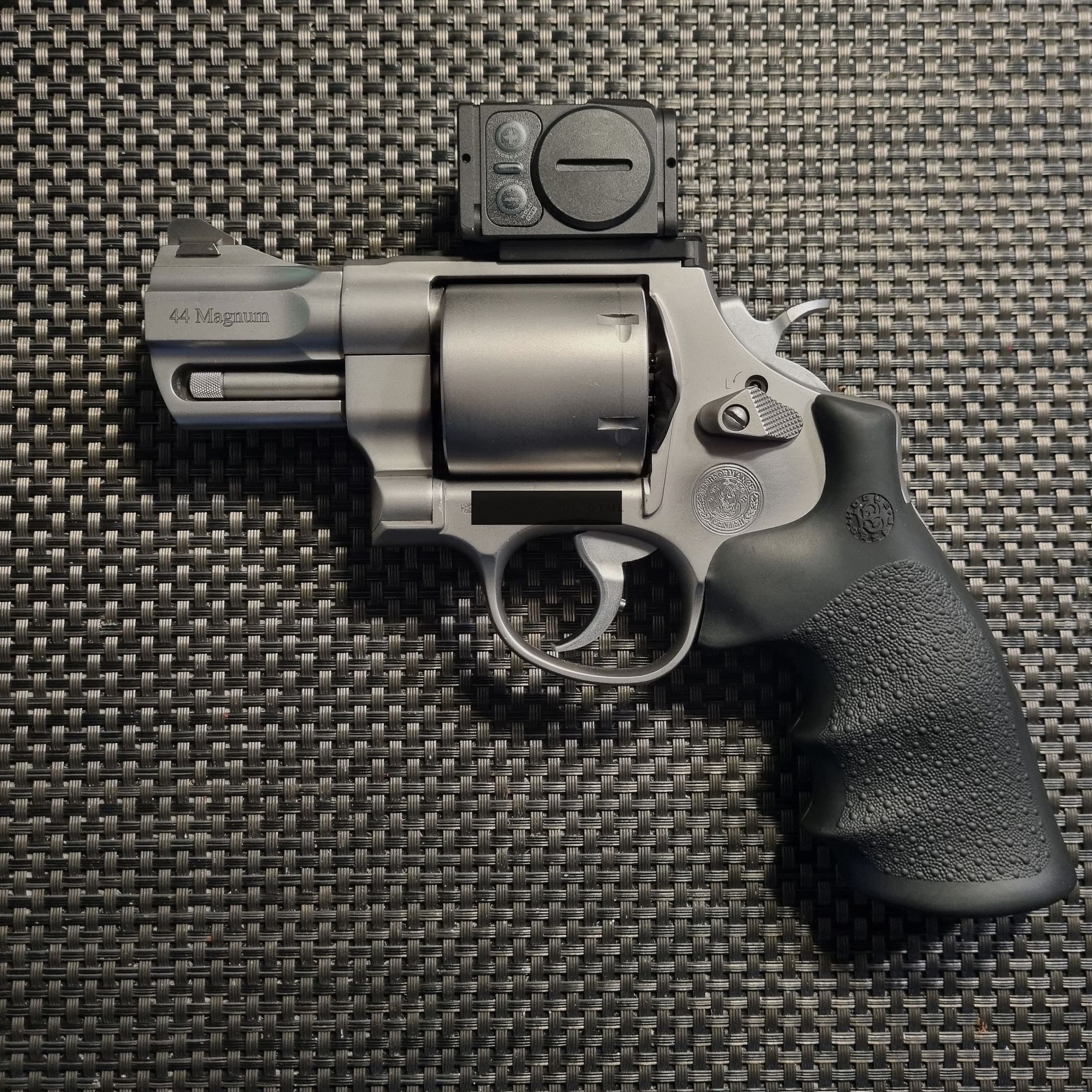 Smith & Wesson S&W 629 Performance Center .44Mag mit Aimpoint ARCO
