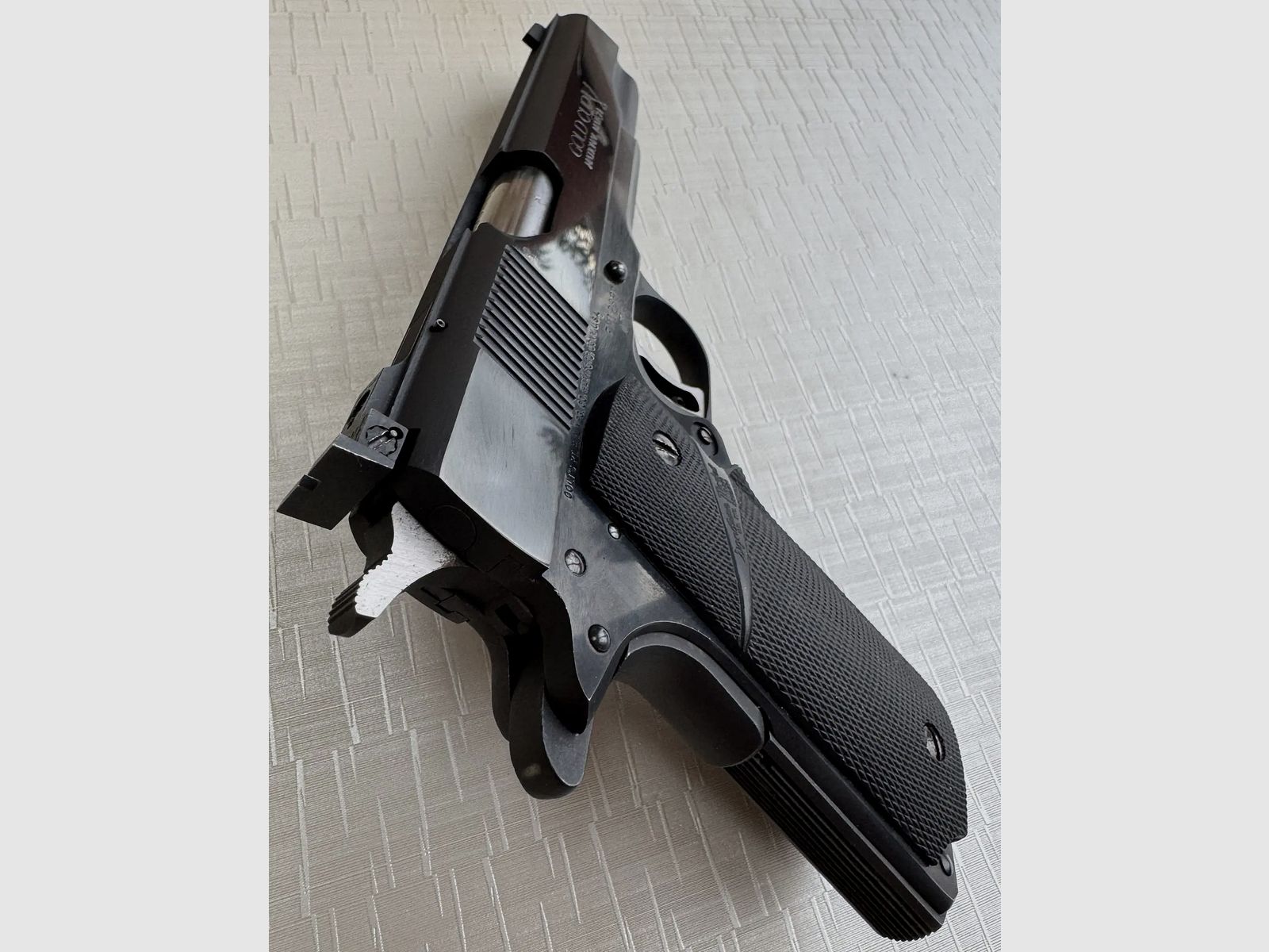 Colt Gold Cup National Match Series 80 MK IV Kal. .45ACP