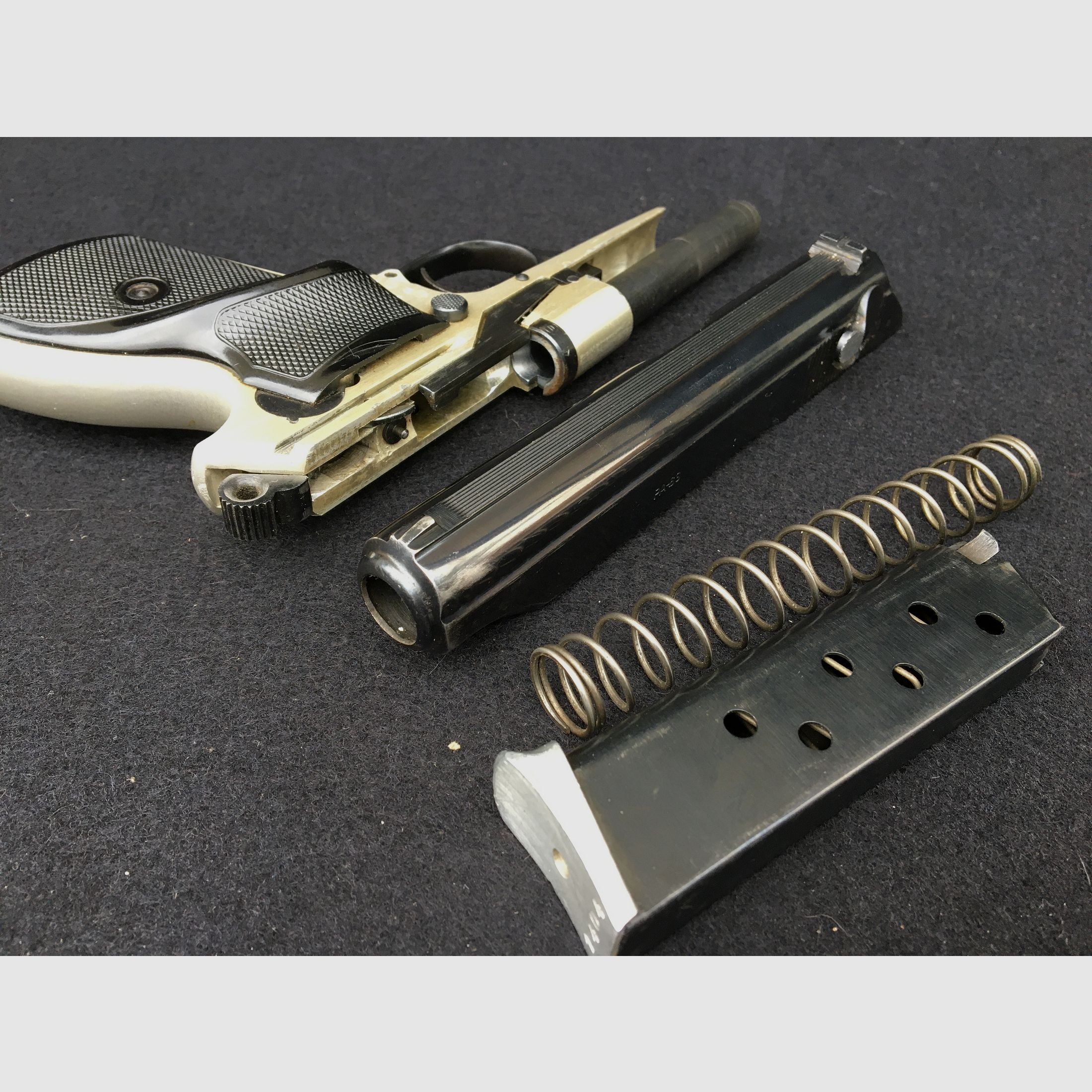 Pistole PA63 Femaru FEG 9mm Makarov
