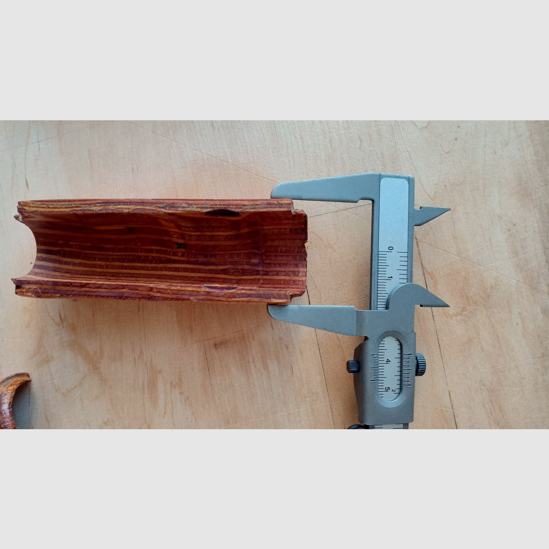 Originale guanti superiori Dong AK rumeni (molto larghi) / Legno laminato robusto perfetto per il pene di asino rumeno (Uluc) o guanti RPK