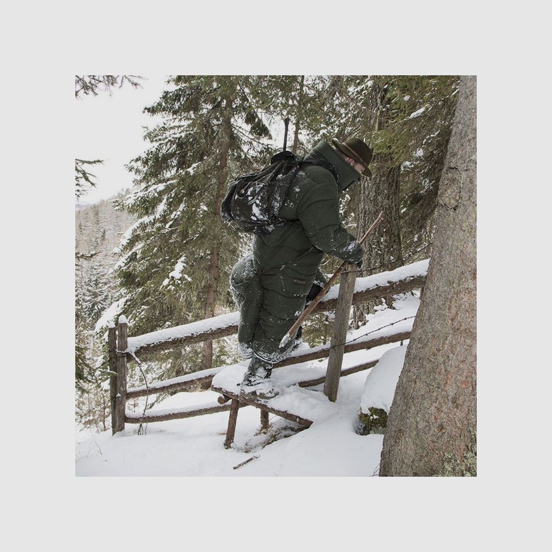 CARINTHIA Ansitzmantel + Fußteil Webpelz L