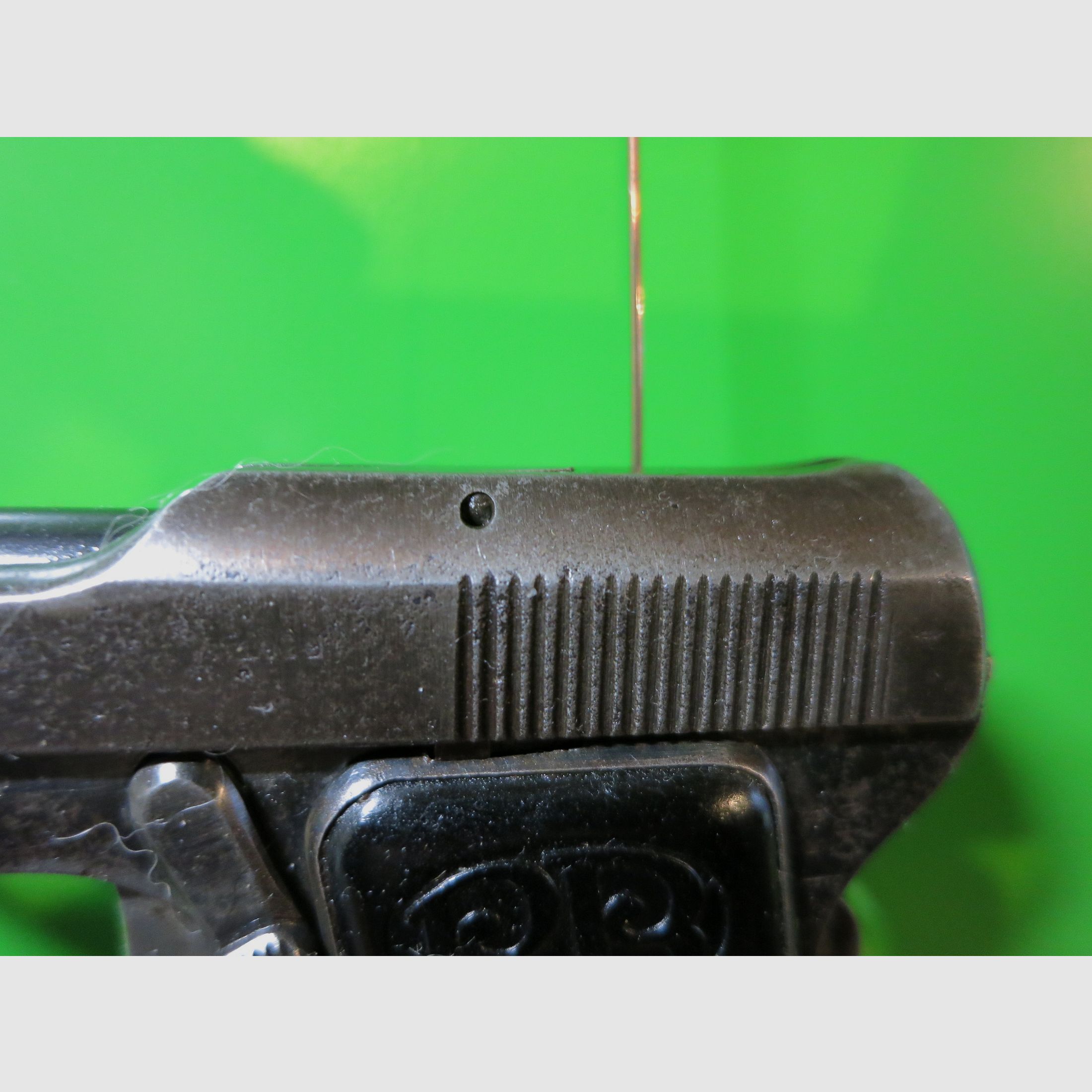 Pistola de bolsillo Beretta Mod. 1920 (418) Versión III; 6,35 mm Browning; J. Bond 007!        #38-