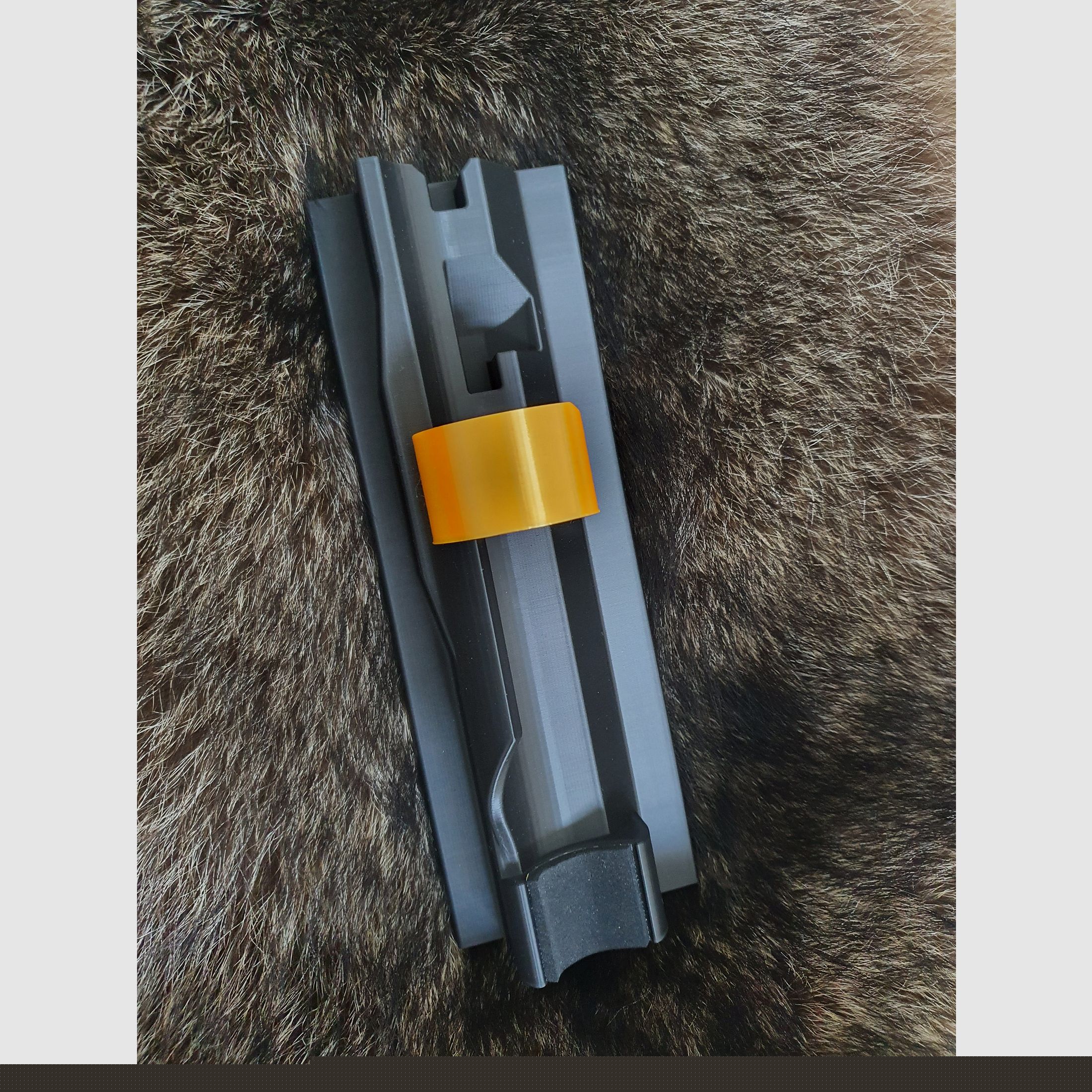 Wechsellaufhalterung -hängend- für Blaser R8, R93, Mauser M03