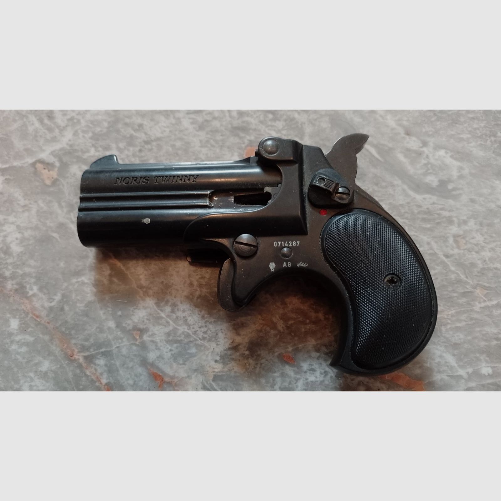 Noris Twinny Derringer Kal. 9mm / .380 - KNALL-GAS-SIGNAL-Defekt