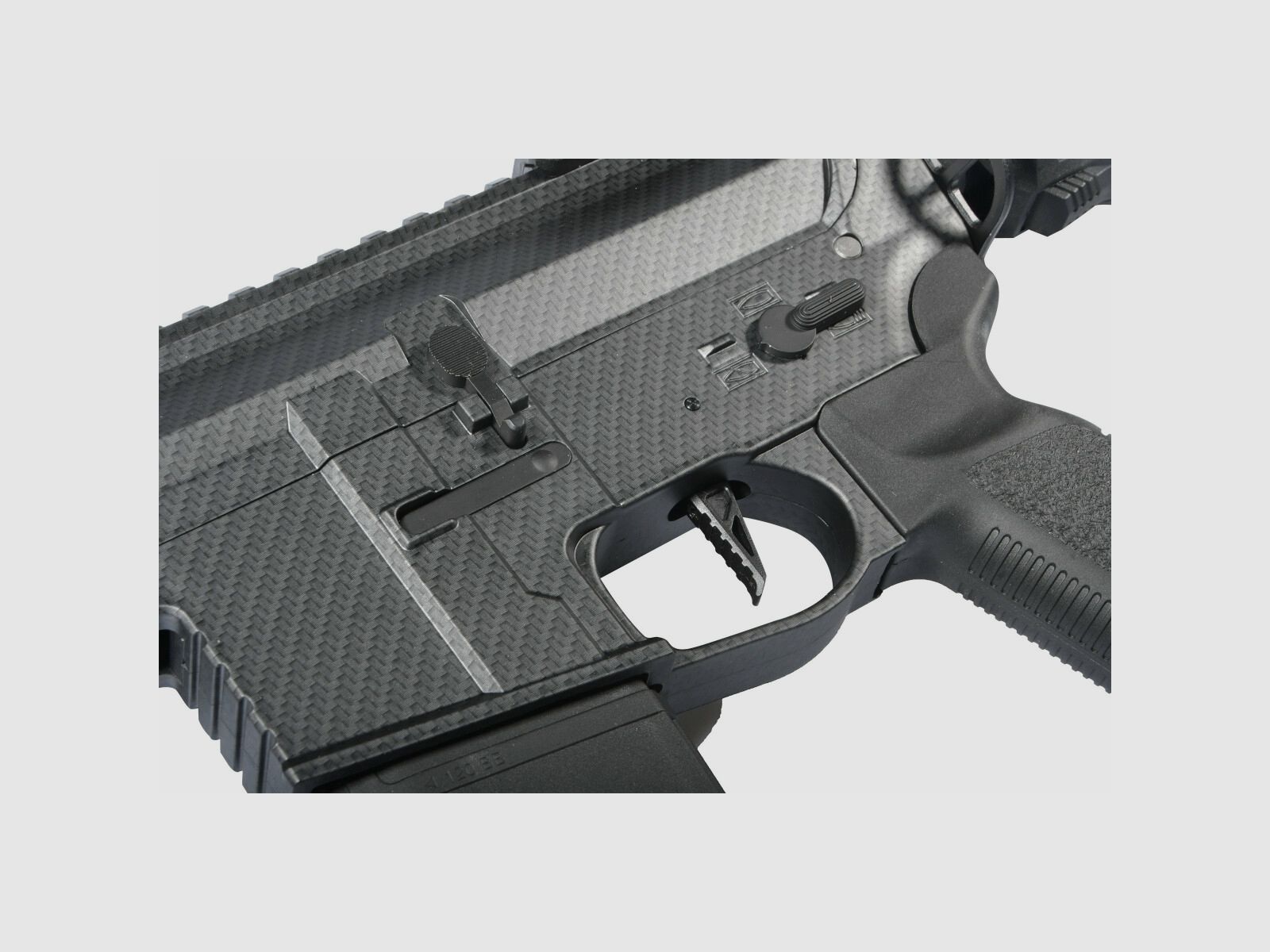 M4 AR15 M-LOK 8 pollici CHARLIE EAGLE ETU Carbon S-AEG Fucile Airsoft Libero da 18 anni | Delta Armory
