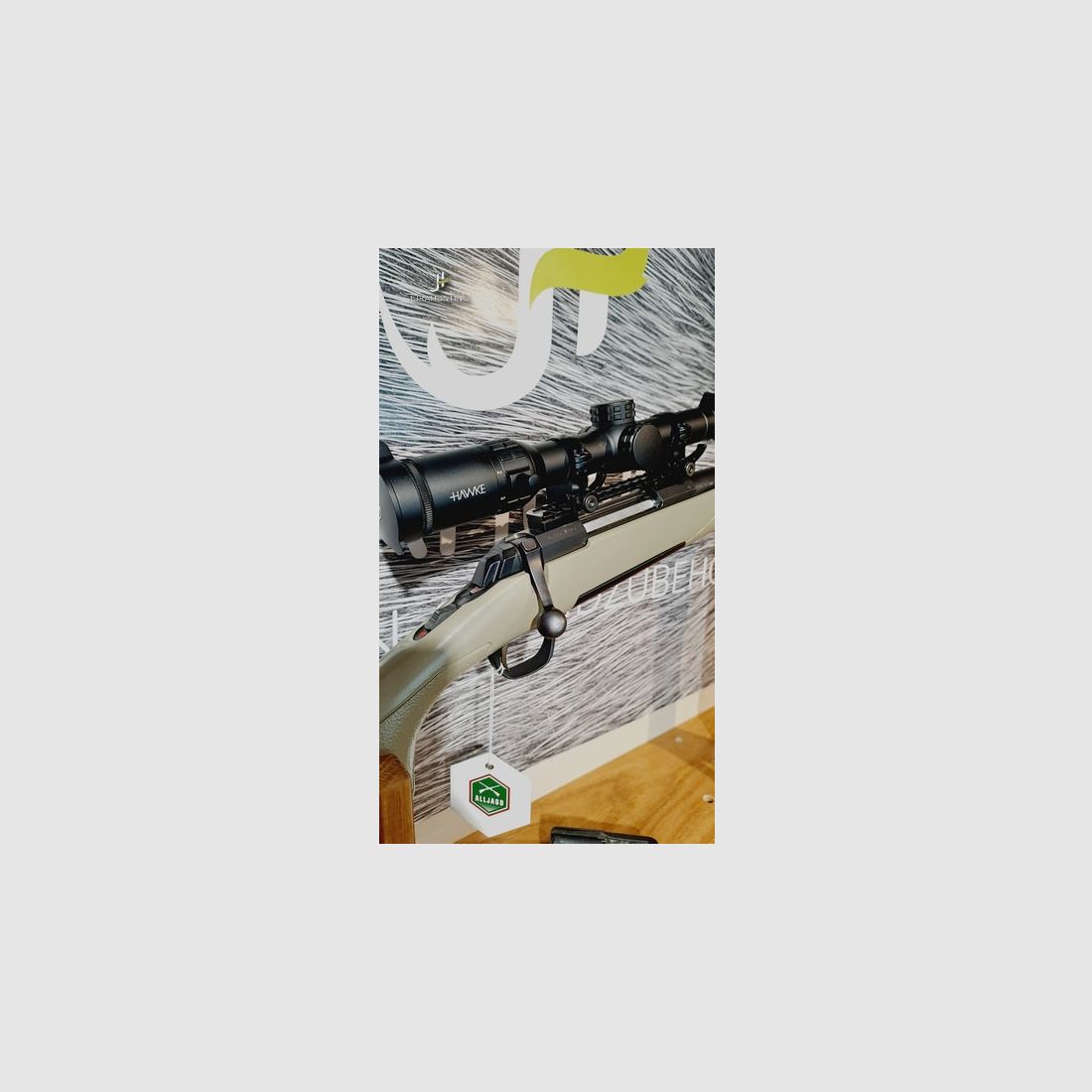 Browning X-Bolt .30-06Spring; Hawke 1-6x24
