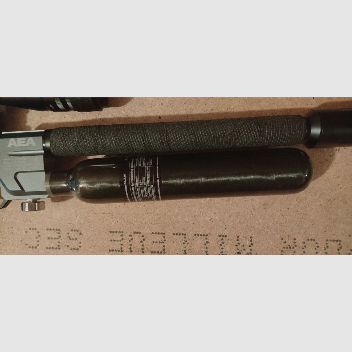 AEA HP Max MK1 Carbon Compositflasche 300bar 0,37l mit passendem Adapter