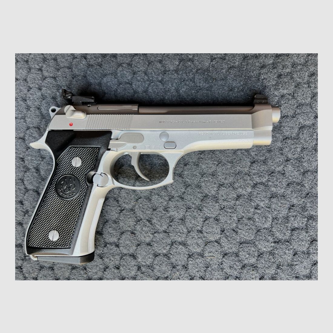 Beretta 92FS INOX, stainless, Edelstahl, Kal. 9mm Luger, 9x19mm 9mmLuger, 9x19mm
