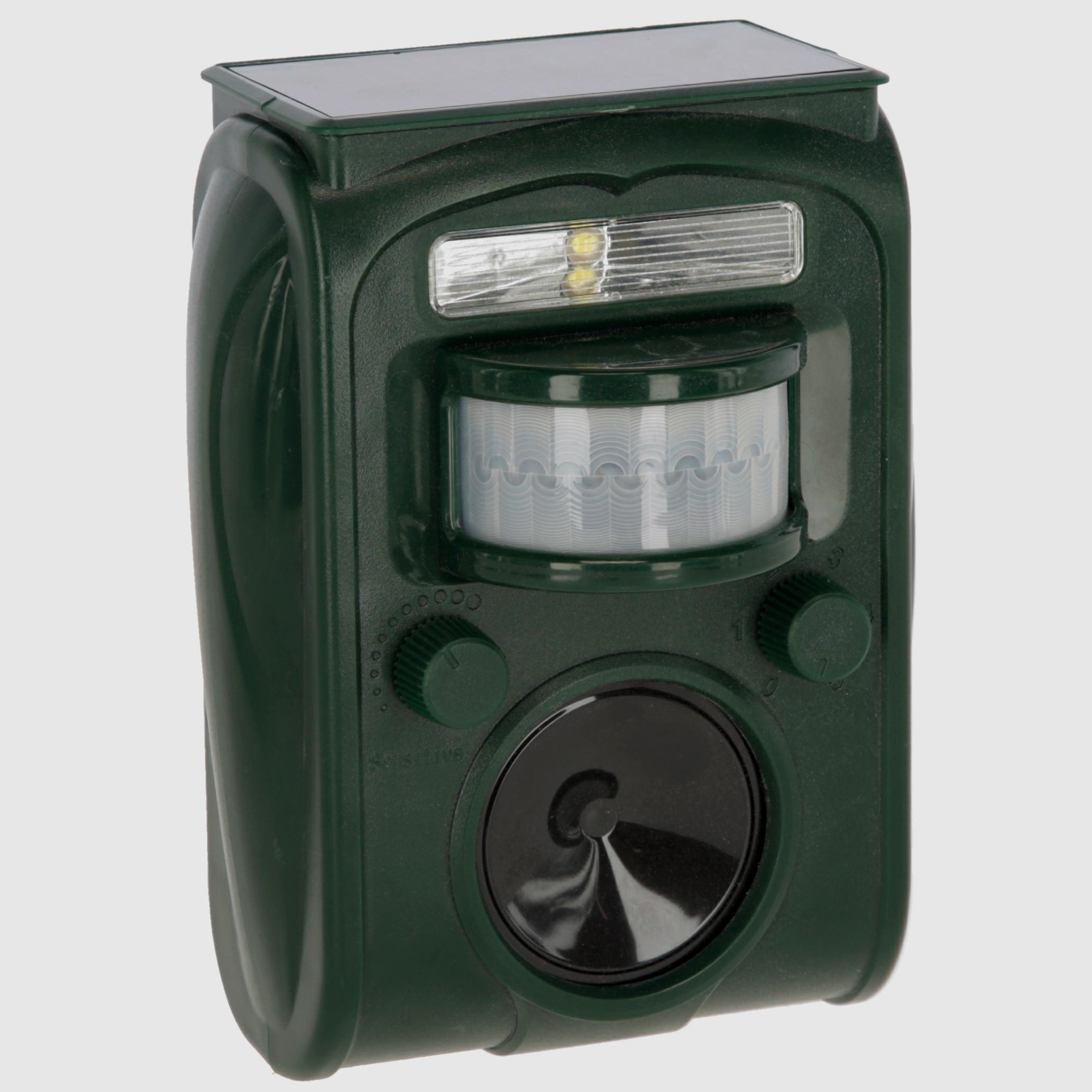 Ultrasonic wildlife repeller