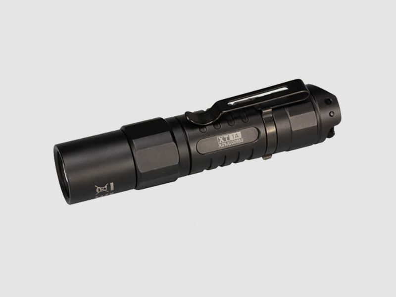 LED flashlight XT1A, 1,000 lumens (including battery), image 1 of 12