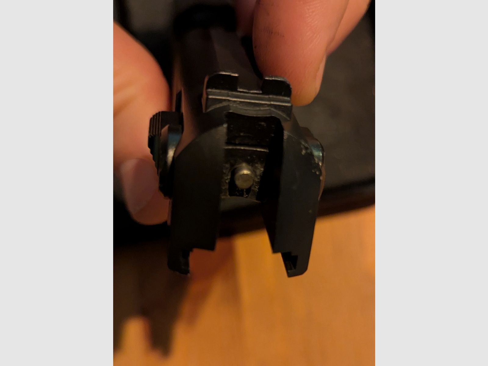 Umarex Walther P88 Compact 9mm Schreckschuss inkl. Holster, Ersatzmagazin, Abschussbecher, Reinigungsbürste, Transportkoffer und Ersatzteilset.