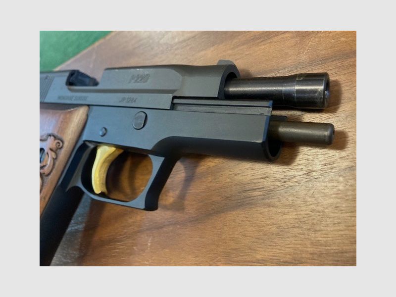 SIG SAUER P-220 7.65P, ANNIVERSARY 125 YEARS, image 5 of 6