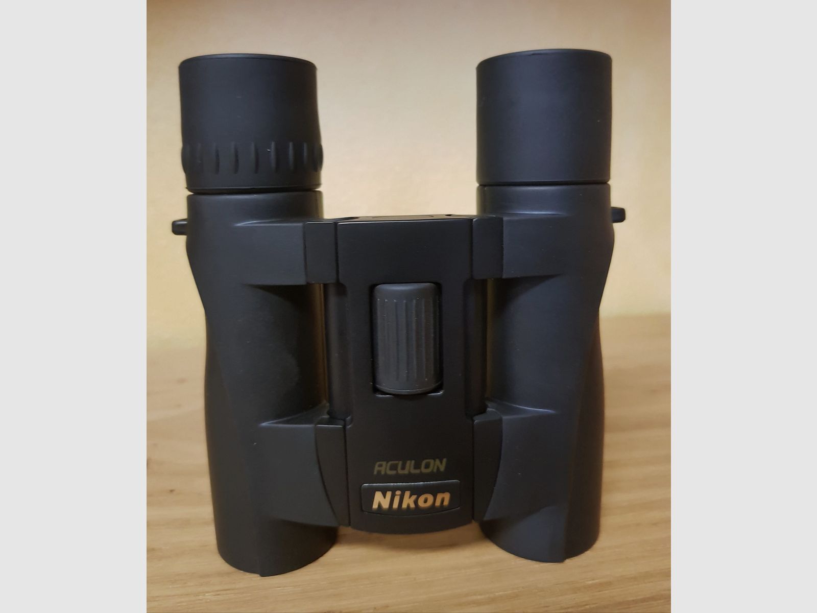 NIKON POKET ACULON 8X25