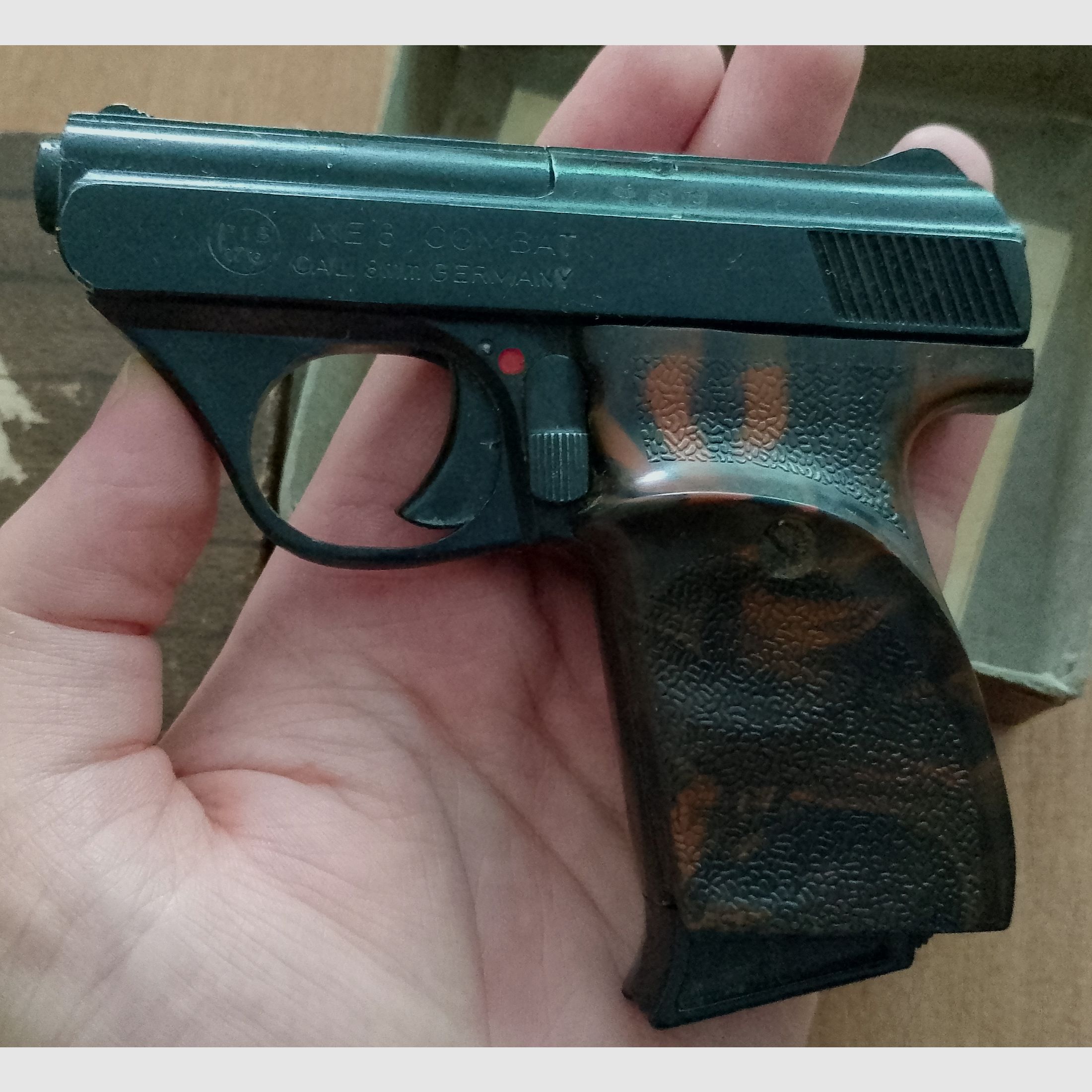 Erstes PTB! ME 8 Combat in 8 mm Knall im PTB 176 mit Verpackung!