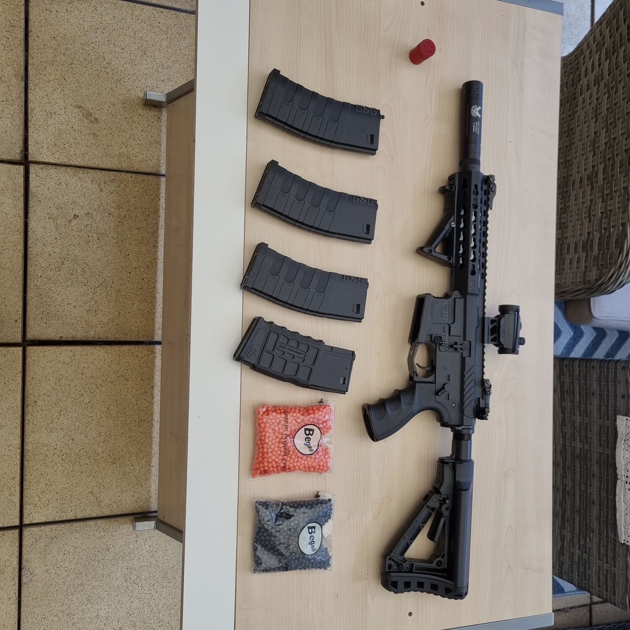 CM16 SRS Sturmgewehr mit Zubehör