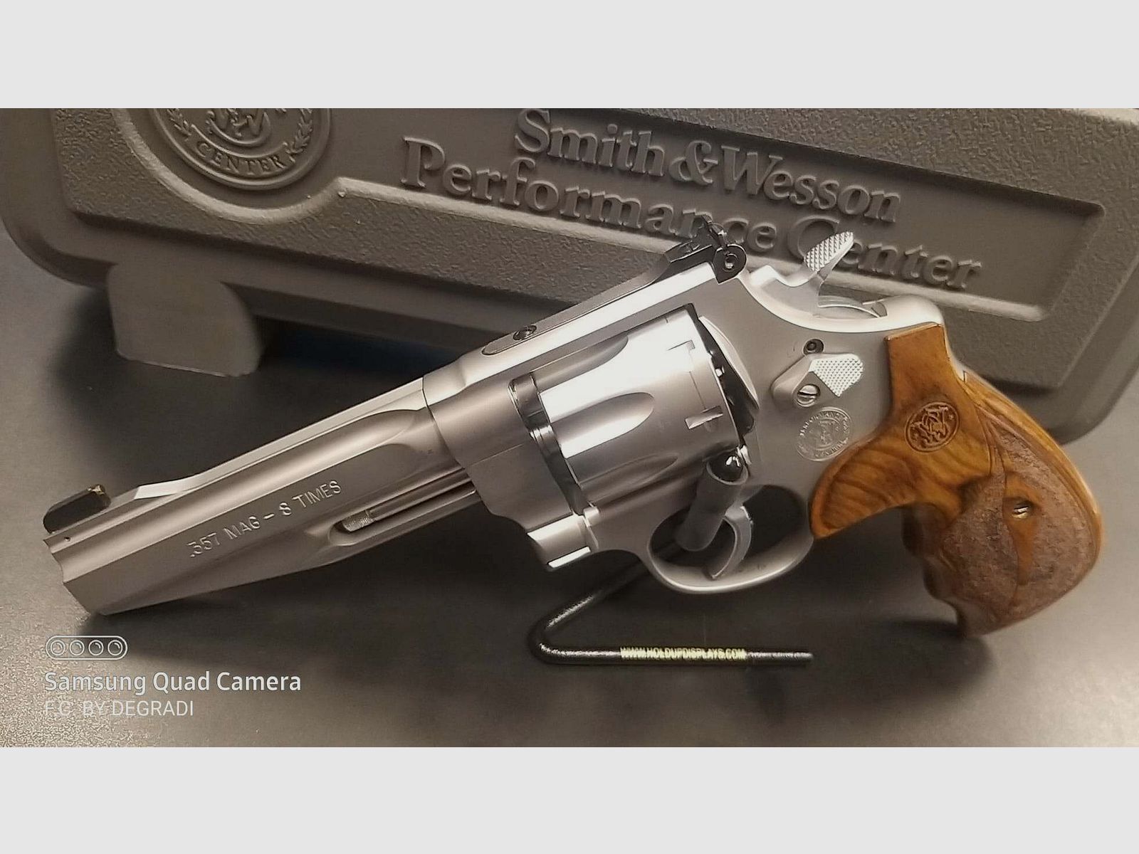 SMITH & WESSON Rewolwer ‚Performance Center‘ Mod. 627 8 SHOT 5′ .357Mg. Inox, zdjęcie 4 z 6