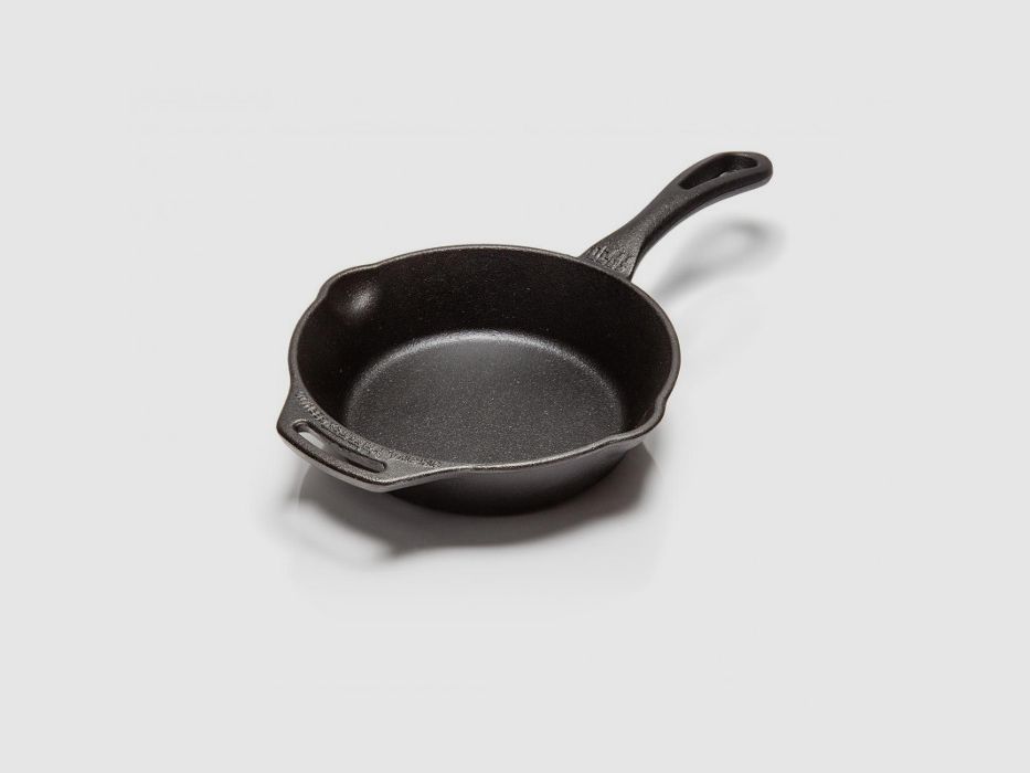 Petromax Feuerpfanne mit Stiel 20-25cm 1,8Liter