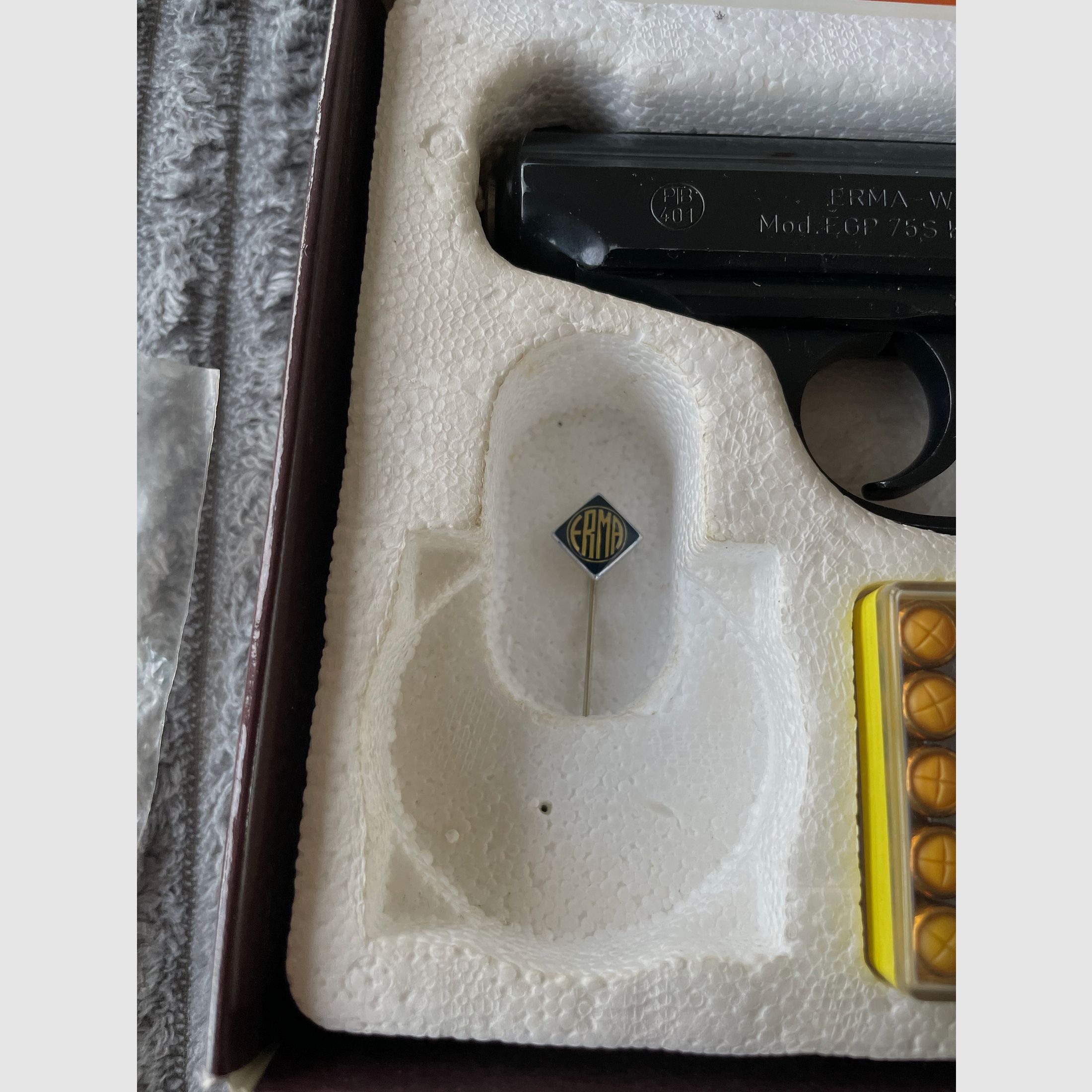 ERMA EGP 75S Kal.8mmK Originele verpakking Ideaal voor verzamelaars Topstaat