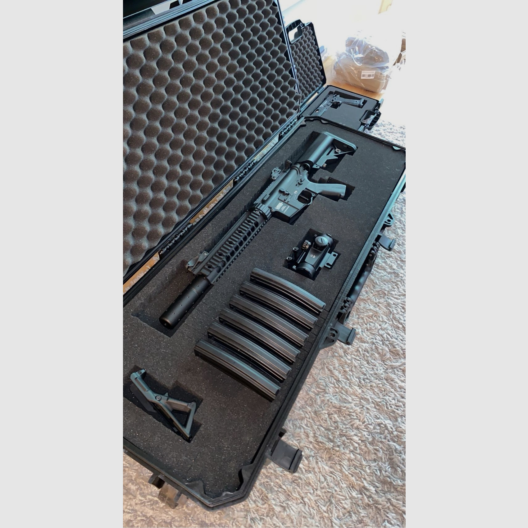 Airsoft Waffen und Equipment