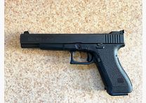 Glock 17 L
