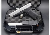 Glock 48 FS silver slide caliber 9mm Luger NEW WEAPON 48 FS silver slide