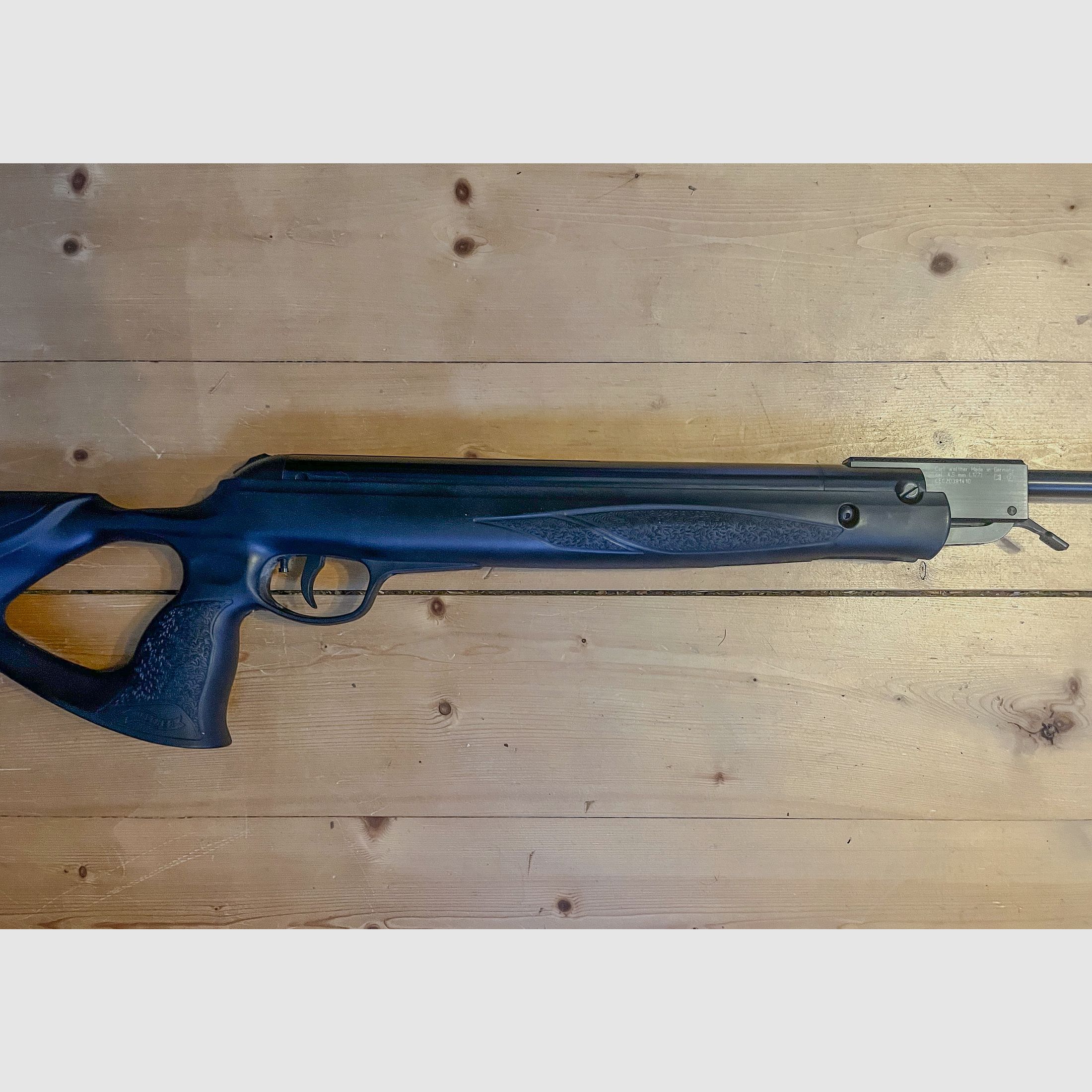 Rifle de aire Walther Century Varmint 4,5 mm Diabolo con culata de plástico