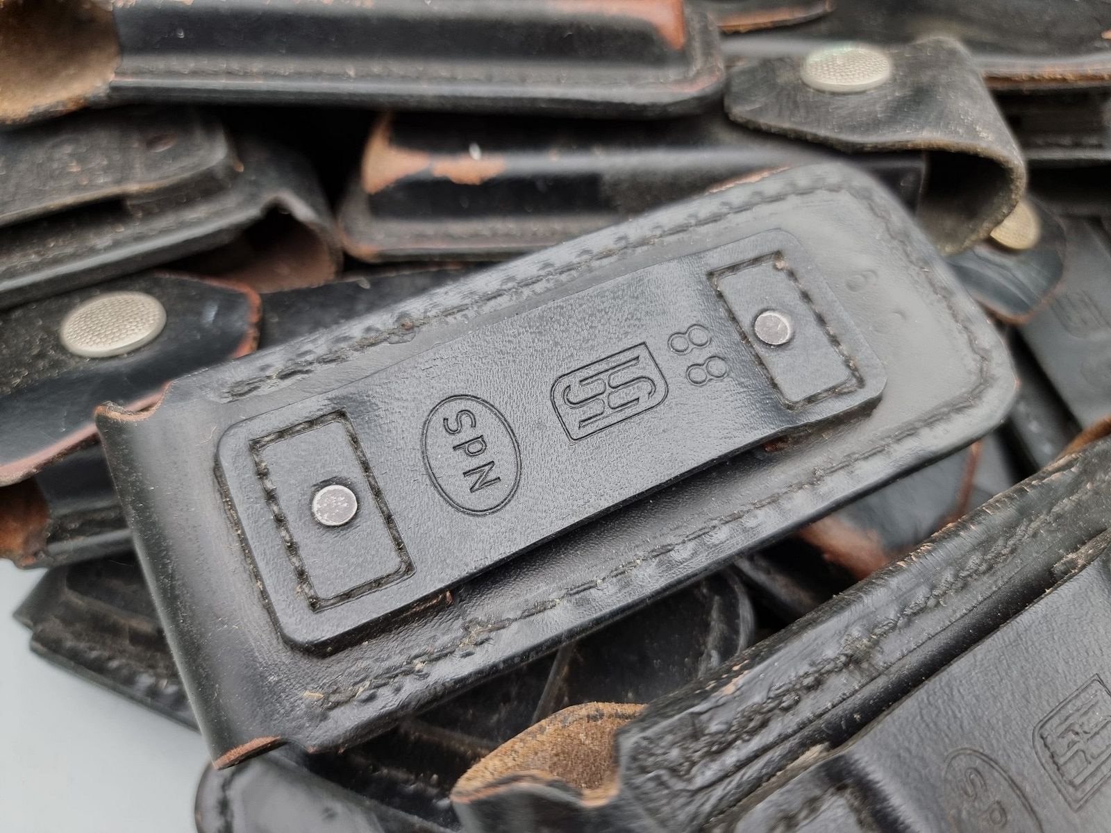 59 ładownice skórzane - Sig Sauer P6 / P225 - zasób służb - odsprzedawca