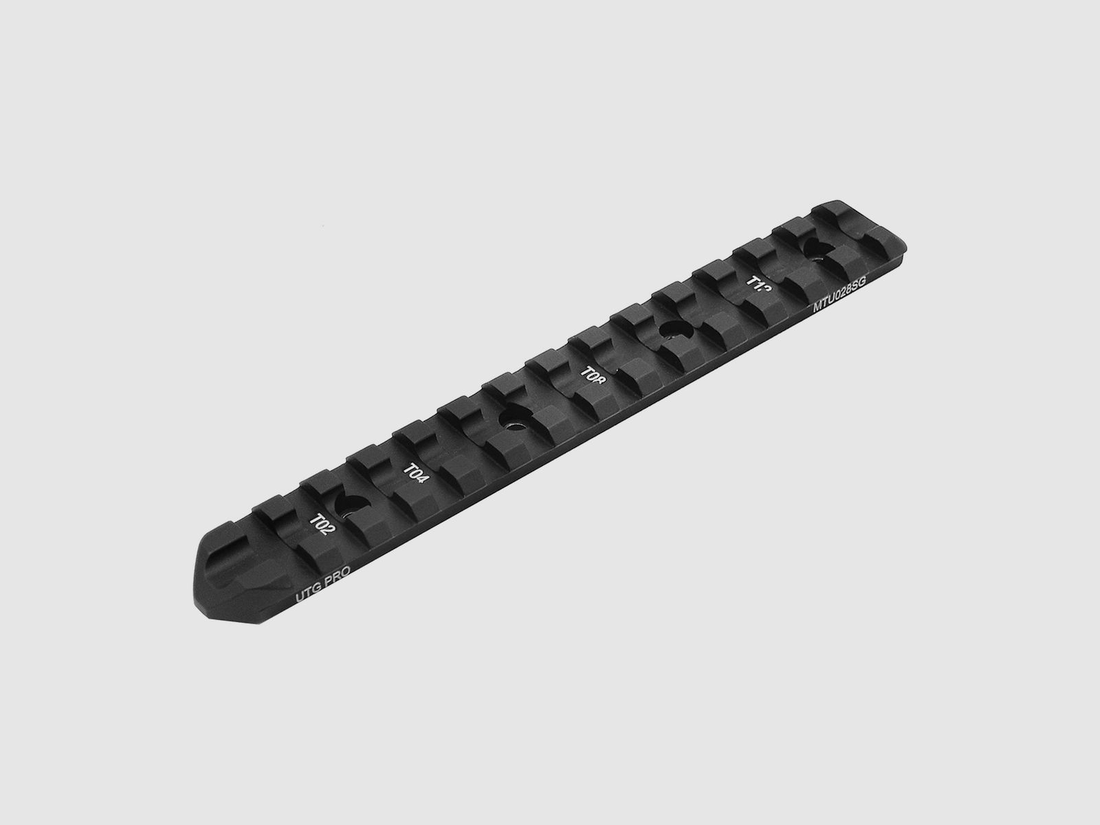 UTG PRO Remington 870/1100 Picatinny Rail Mount