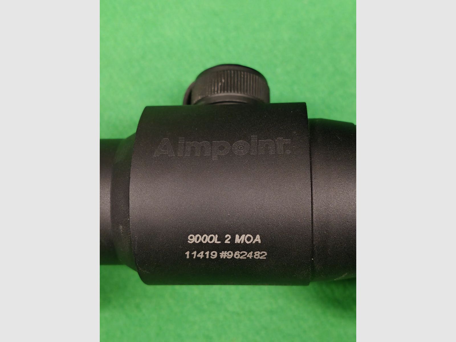Aimpoint 9000L 2MOA in OVP inkl. EAW Schwenkmontage