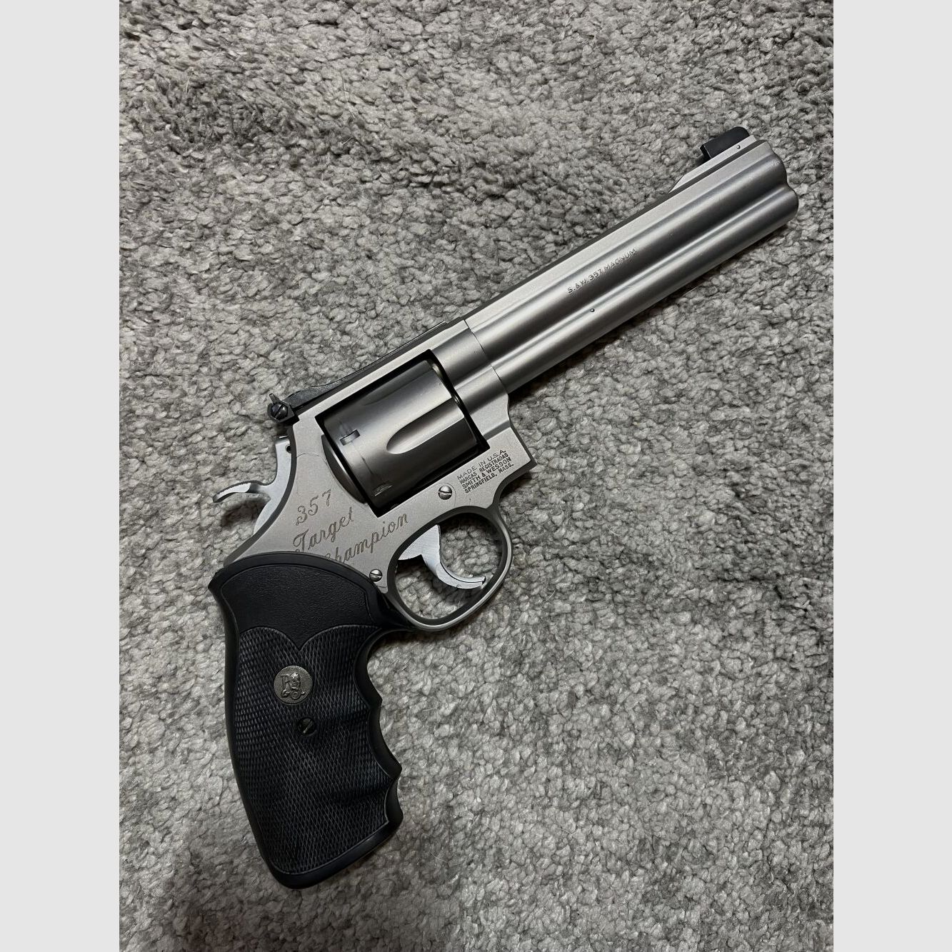Smith&wesson 686/3 6zoll Brushed Stainless. Target Champion