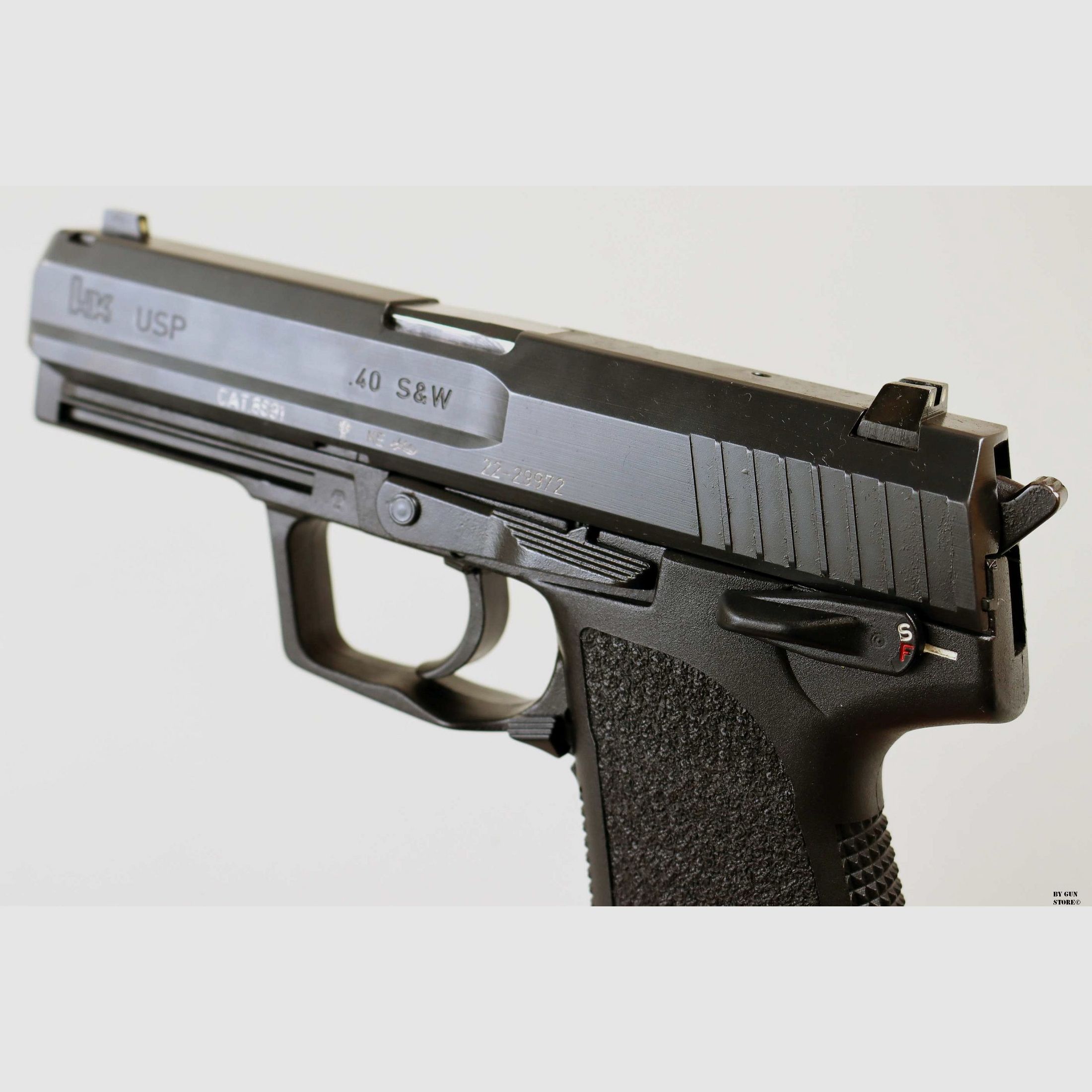 Pistola Heckler & Koch mod. USP cal. 40S&W matr. 22-29972, immagine 6 di 9
