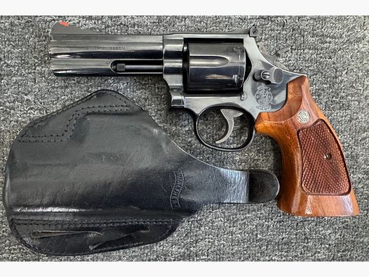 Smith & Wesson 586 Kaliber .357 Magnum 4 Zoll