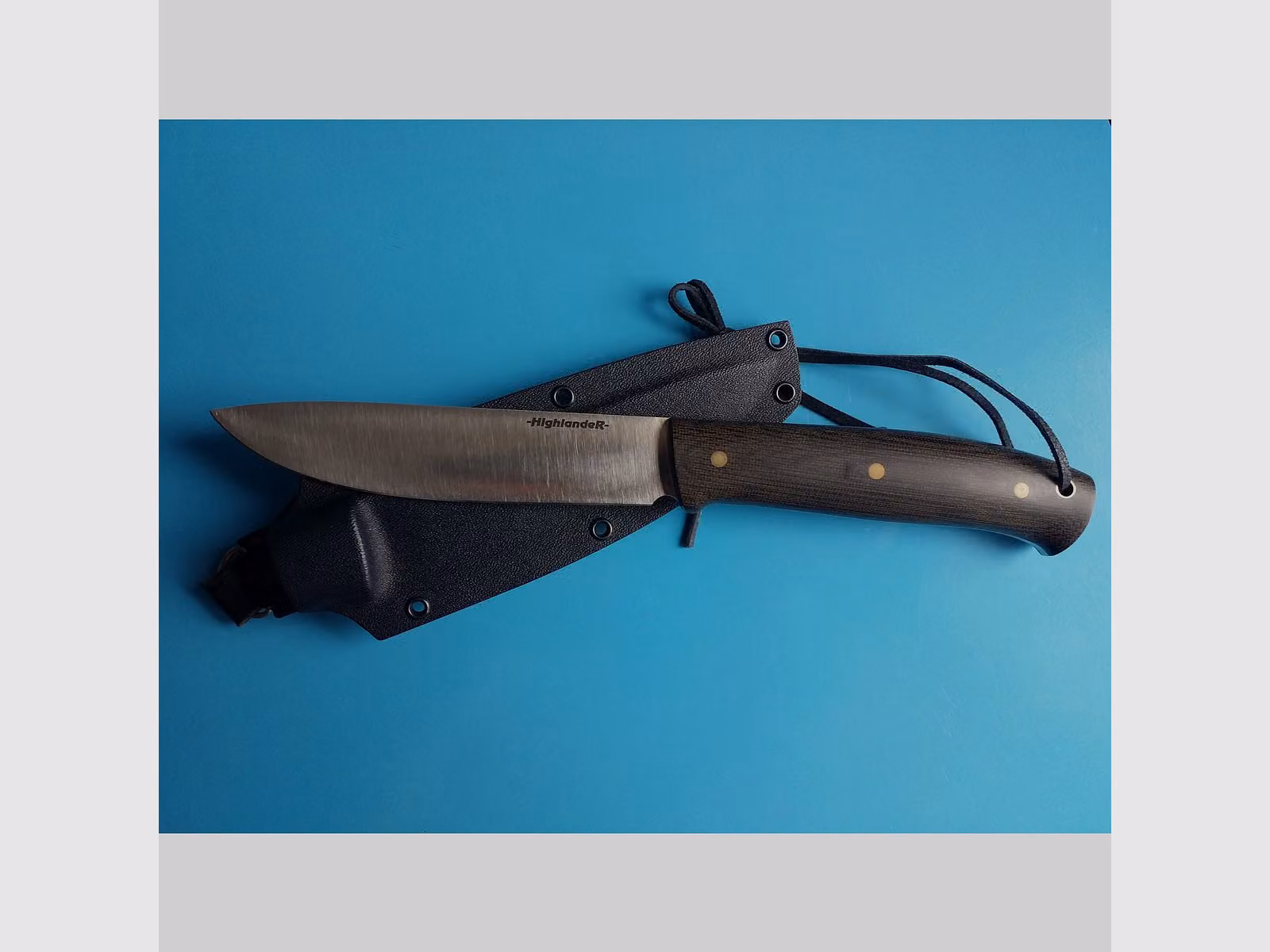 Coltello fatto a mano da -HighlandeR-, realizzato in acciaio Elmax in polveremetallurgia., immagine 1 di 6