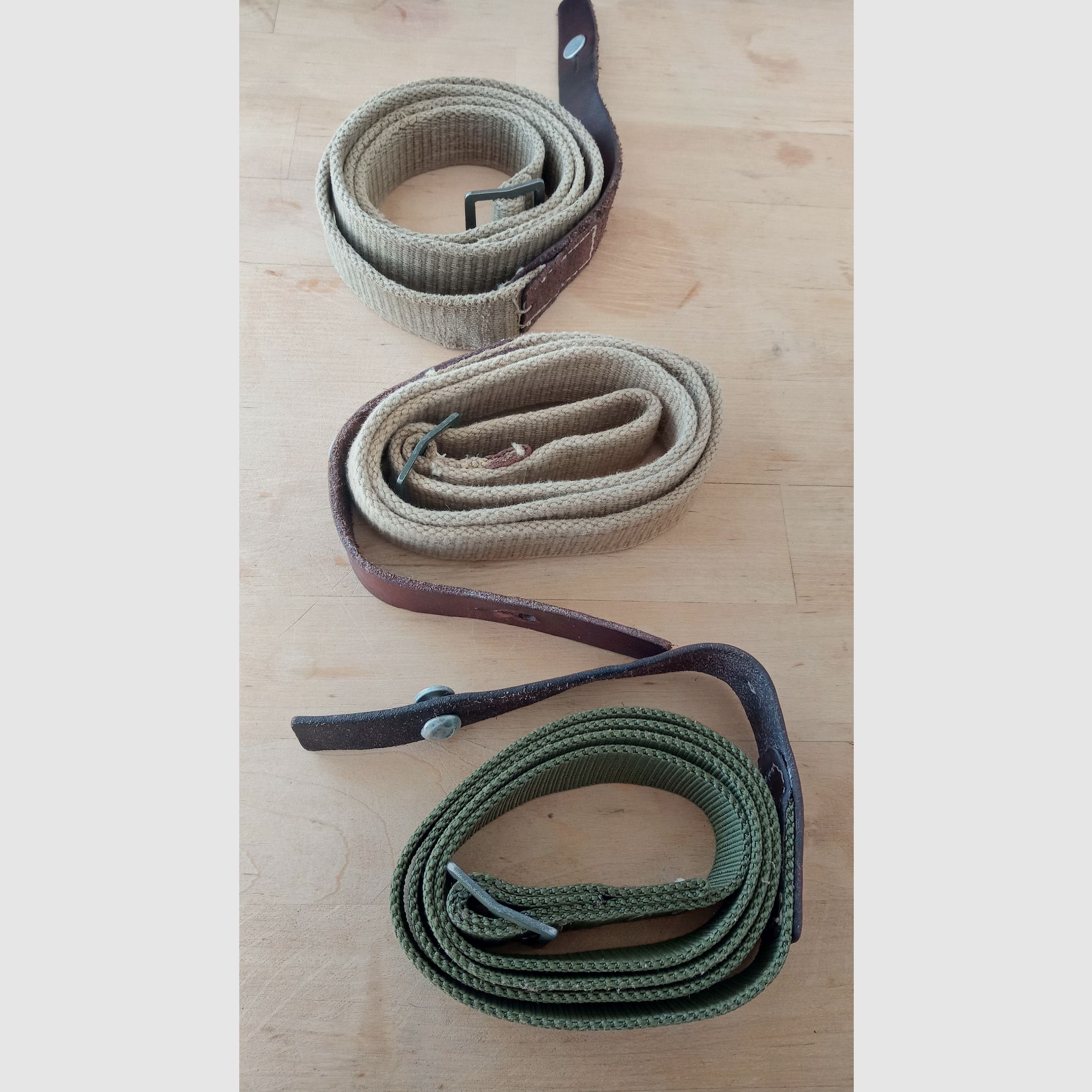 3 gebrauchte Samopal SA VZ.58 Gewehrriemen auch gut geeignet für das Xisico MWN B5 Luftgewehr von Naunin