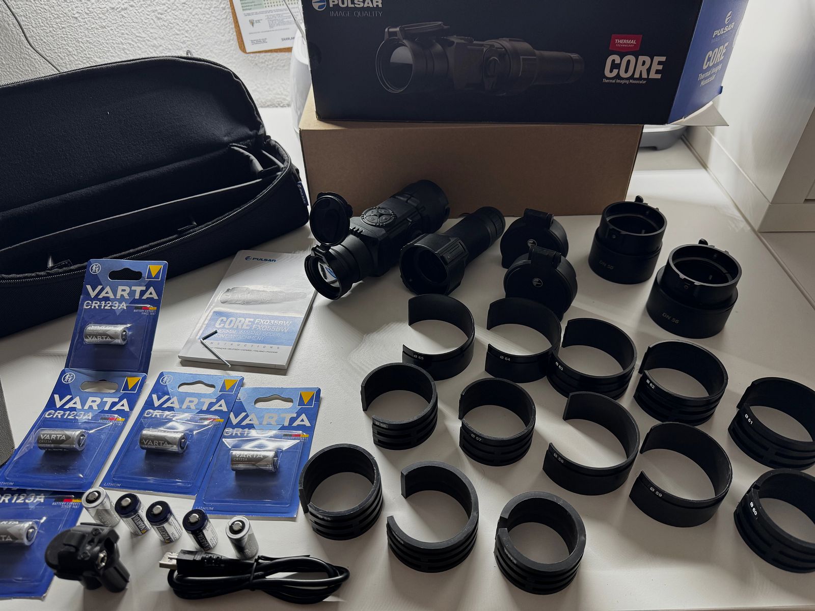 Pulsar core  FXQ55BW Neuwertig inkl 2 Montageadapter und Zubehör 